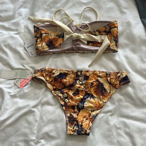 Seea Two Piece Bikini in Poppy - Picture 2 of 9